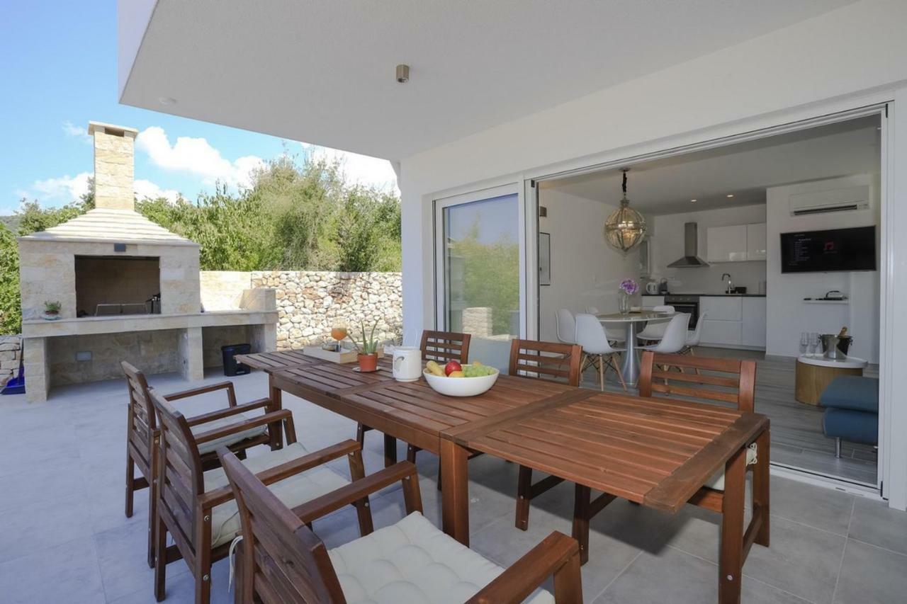 Villa Adastra Vinišće Exterior foto